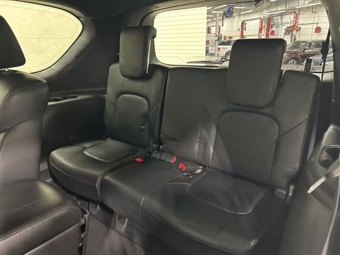 Used 2024 Nissan Armada SL w/ Midnight Edition Package image 26