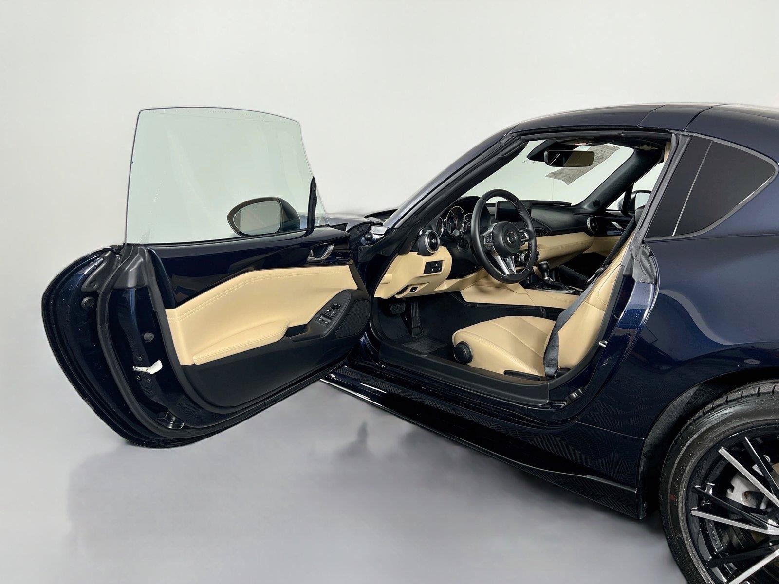 Used 2025 MAZDA MX-5 Miata RF Grand Touring w/ Appearance Package RWD image 18