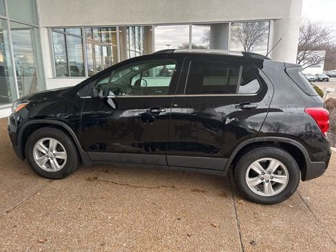 Used 2019 Chevrolet Trax LT image 8