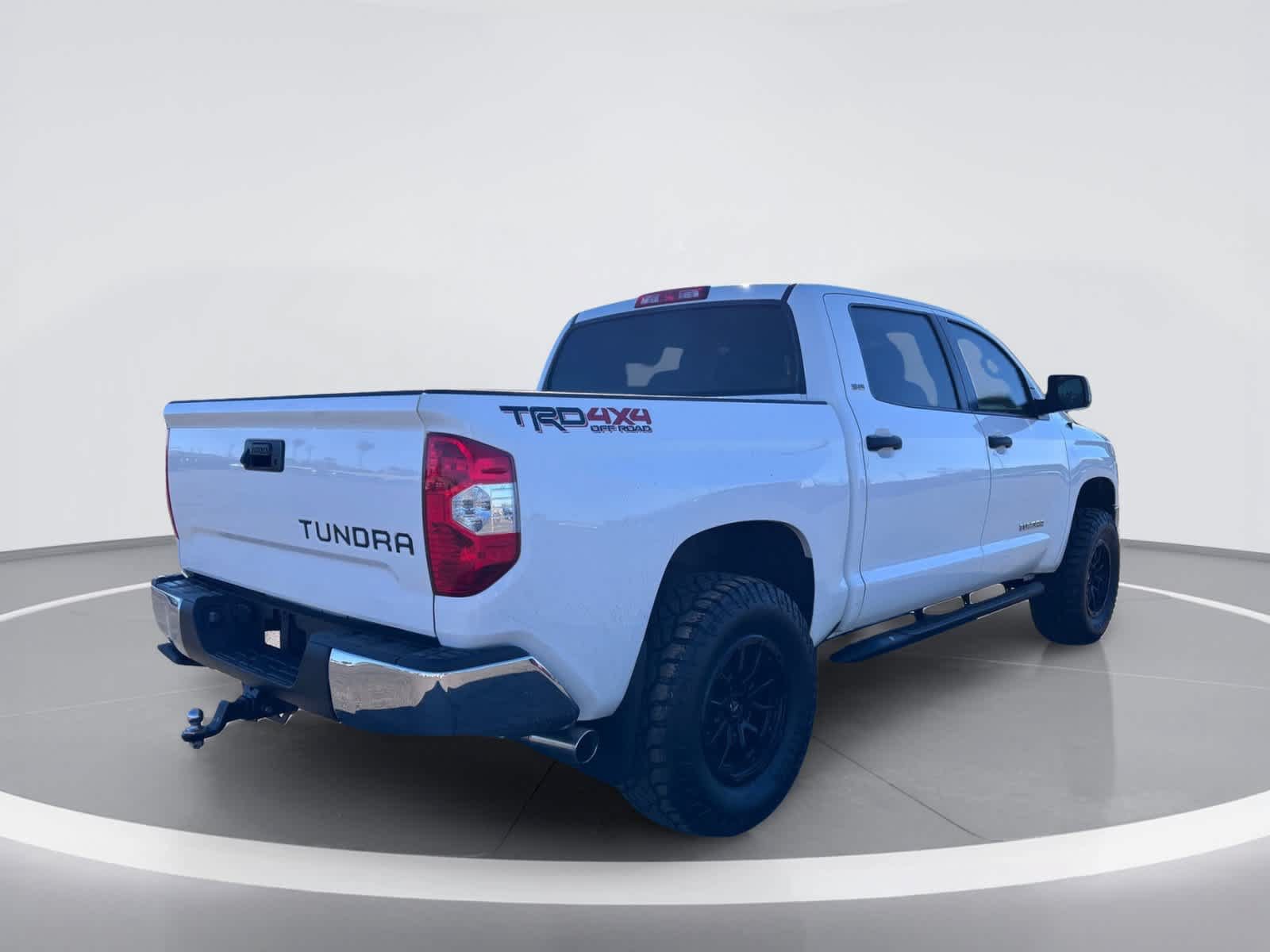Used 2018 Toyota Tundra SR5 w/ SR5 Upgrade Package RWD image 6