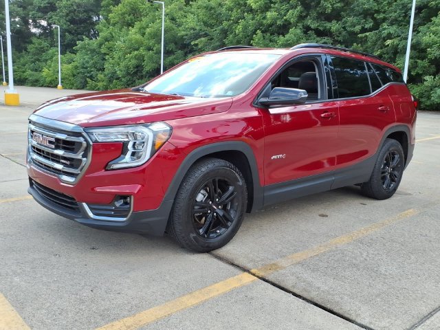 Used 2023 GMC Terrain AT4 w/ Infotainment Package II AWD/4WD image 4