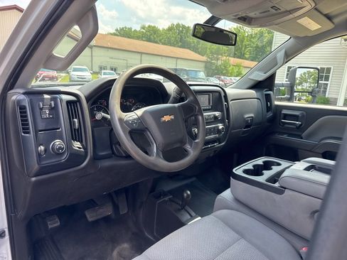 Used 2015 Chevrolet Silverado 2500 W/T w/ WT Convenience Package AWD/4WD image 15