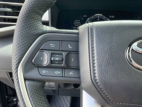 New 2026 Toyota Tundra Limited AWD/4WD image 24