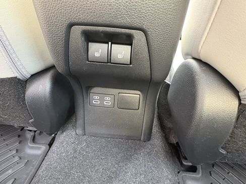 Used 2023 Toyota Prius LE image 13