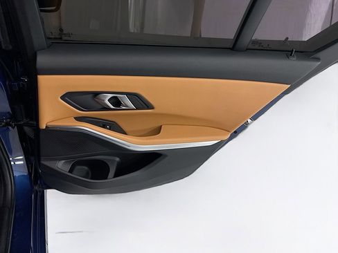 Certified 2024 BMW 330i Sedan w/ Premium Package RWD image 26