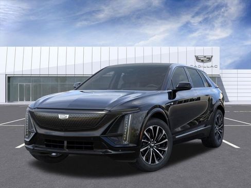 New 2026 Cadillac Lyriq Sport w/ LPO, Floor Liner Package AWD/4WD image 6