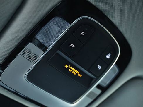 Used 2023 Hyundai Santa Fe SE image 37