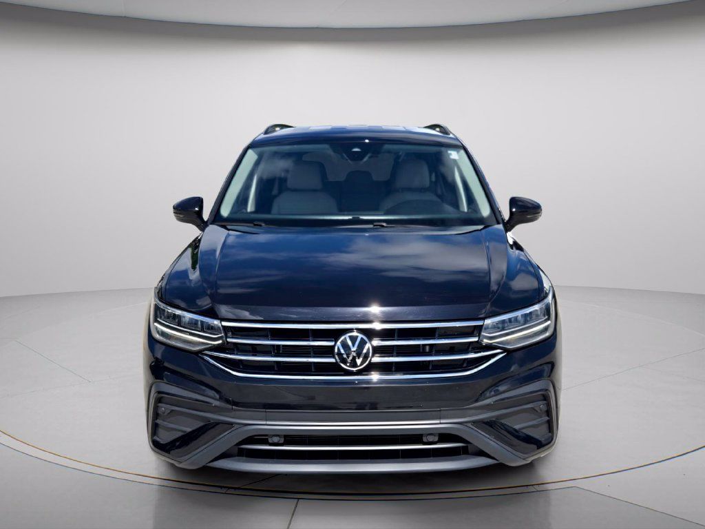 Certified 2024 Volkswagen Tiguan S FWD image 9