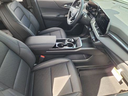 New 2026 Chevrolet Equinox LT FWD image 10