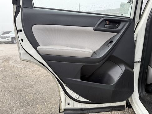 Used 2016 Subaru Forester 2.5i w/ Popular Package #2 image 21