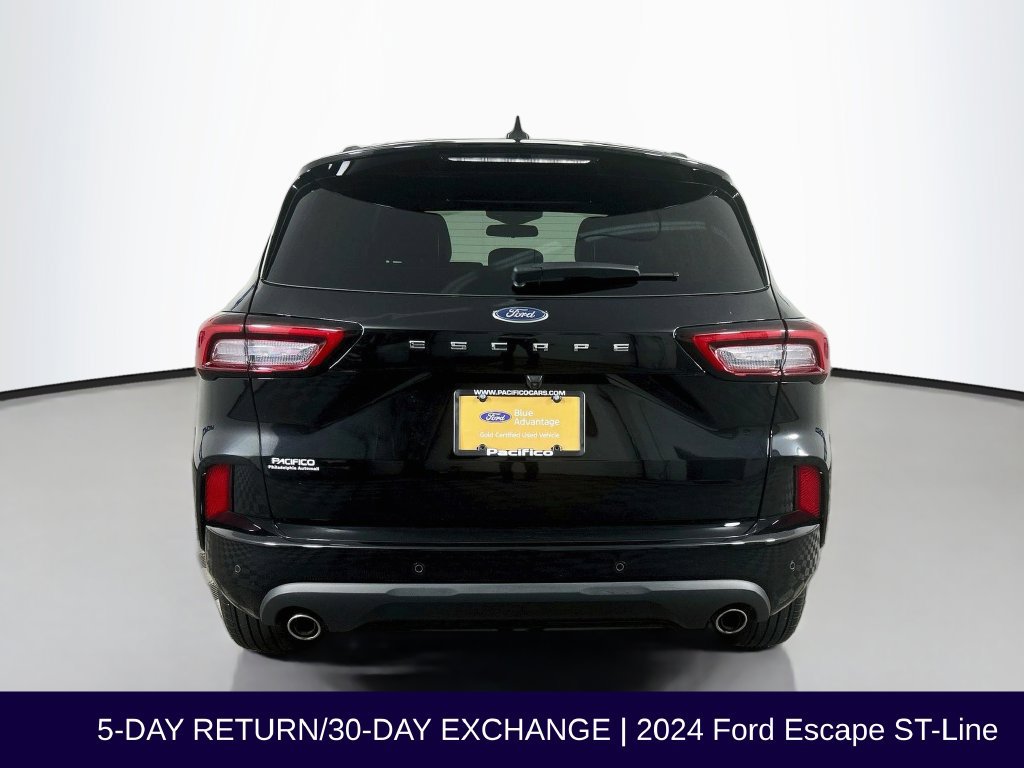 Used 2024 Ford Escape ST-Line w/ Tech Pack #1 FWD image 7