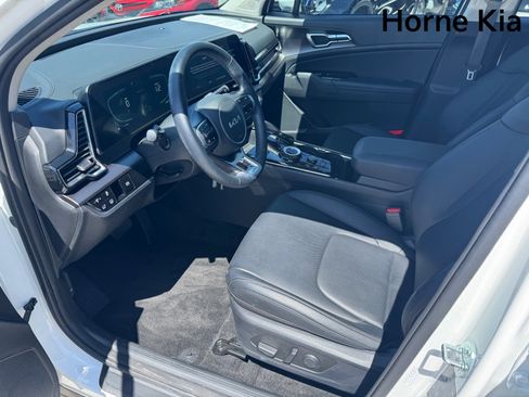 Certified 2025 Kia Sportage EX w/ EX Premium Package AWD/4WD image 9