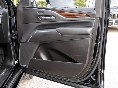 Used 2024 Cadillac Escalade Premium Luxury w/ Performance Package AWD/4WD image 58
