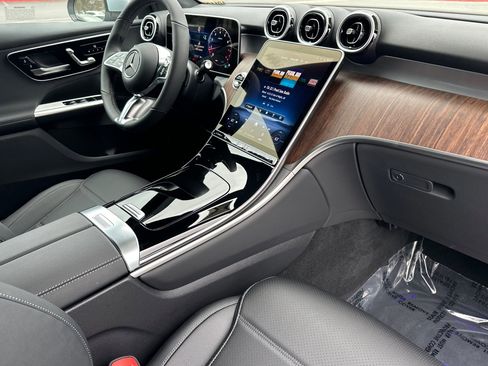New 2026 Mercedes-Benz GLC 300 4MATIC image 16