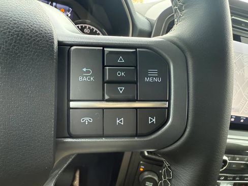 Used 2023 Ford F150 4x4 SuperCrew image 18