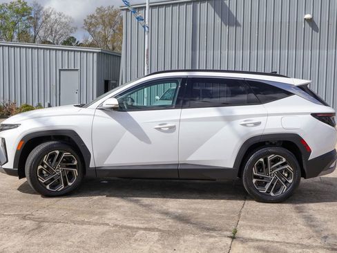 Certified 2025 Hyundai Tucson Limited image 26