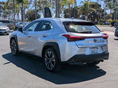 Used 2024 Lexus UX 250h FWD image 7