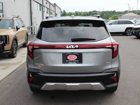 Used 2025 Kia Seltos S AWD/4WD image 28