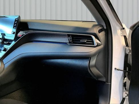 Used 2024 Toyota Camry XSE w/ Navigation Package FWD image 13