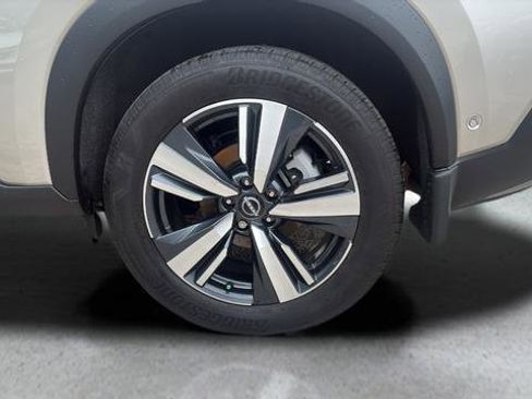 Used 2023 Nissan Rogue Platinum w/ Platinum Premium Package FWD image 37