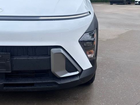 Used 2026 Hyundai Kona SE FWD image 6