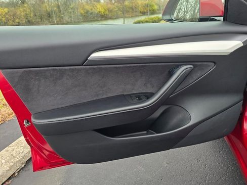 Used 2021 Tesla Model 3 Standard Range Plus image 16