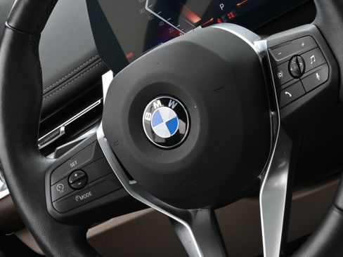 Certified 2025 BMW X1 xDrive28i AWD/4WD image 25