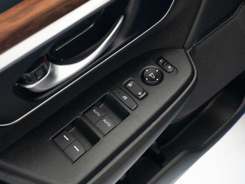 Used 2021 Honda CR-V EX image 4