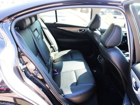 Used 2014 INFINITI Q50 Premium w/ Appearance Package AWD/4WD image 16