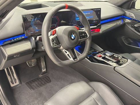 Certified 2025 BMW M5 Touring AWD/4WD image 4
