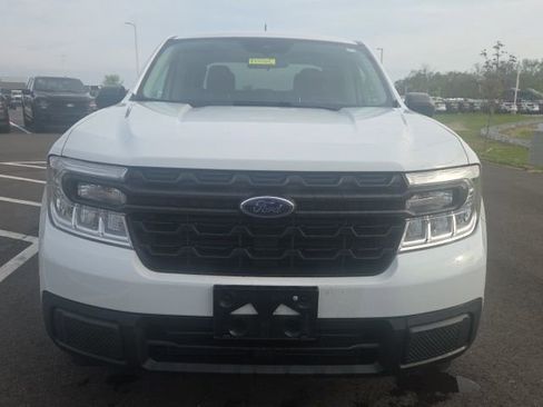 Used 2022 Ford Maverick XL image 3