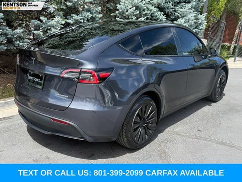Used 2024 Tesla Model Y Long Range AWD/4WD image 9