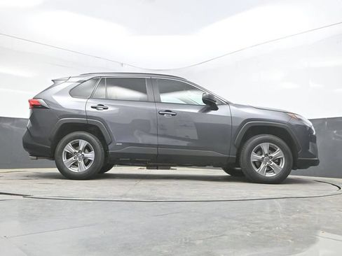 Used 2023 Toyota RAV4 LE AWD/4WD image 41