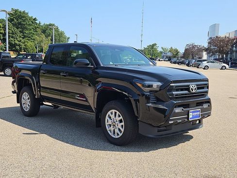 New 2026 Toyota Tacoma 4x4 Double Cab image 3
