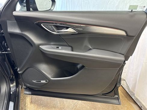 Certified 2025 Buick Envision Preferred image 28
