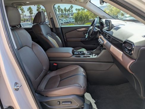 Used 2023 Honda Pilot Elite image 31