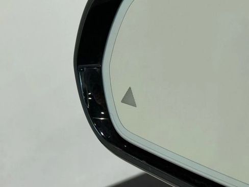 Used 2016 Mercedes-Benz Maybach S 600 image 13