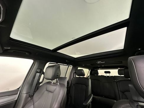 New 2026 Jeep Grand Wagoneer L Limited image 31