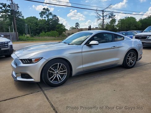 Used 2016 Ford Mustang Premium image 14