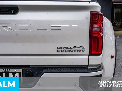 Used 2025 Chevrolet Silverado 3500 High Country w/ Technology Package AWD/4WD image 13