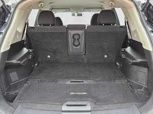 Used 2015 Nissan Rogue S FWD image 6