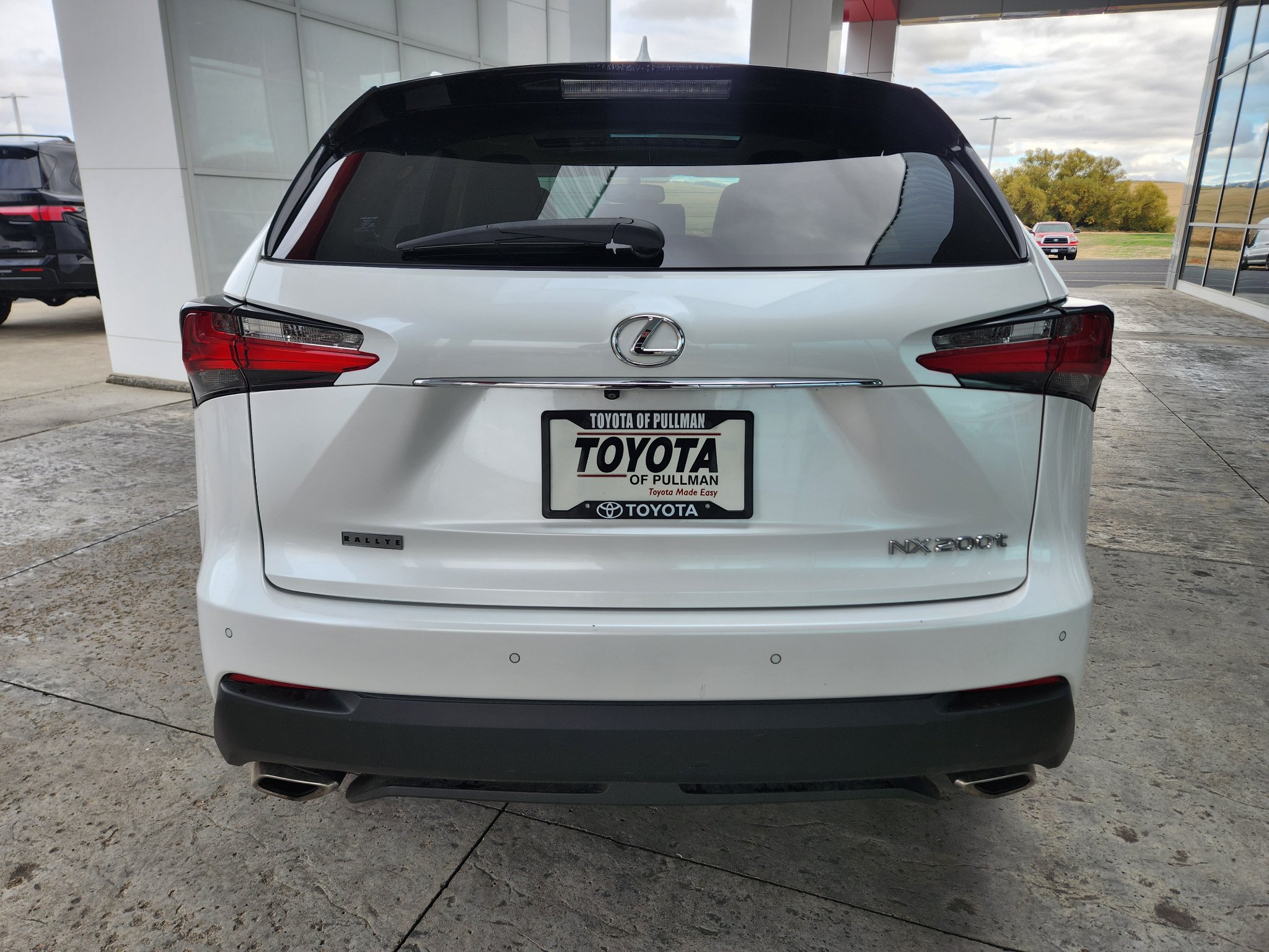 Used 2017 Lexus NX 200t AWD w/ Premium Package image 6