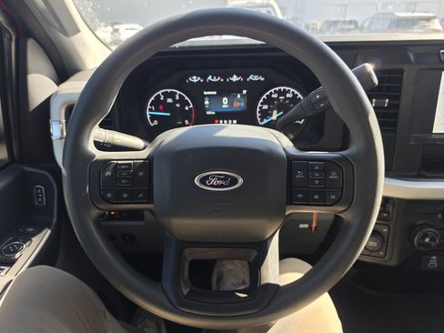 Used 2023 Ford F550 4x4 Regular Cab Super Duty w/ XLT Value Package image 20