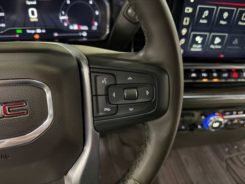 Certified 2024 GMC Sierra 1500 SLE w/ Preferred Package image 18