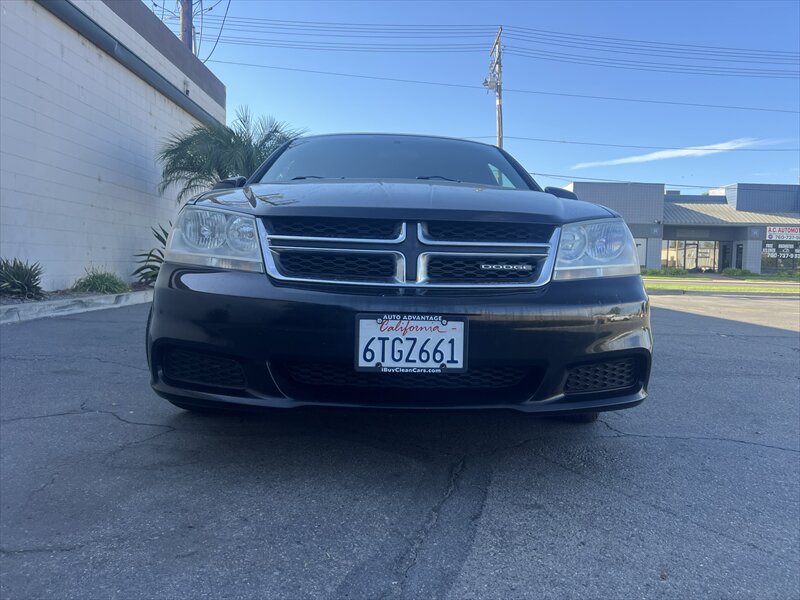 Used 2012 Dodge Avenger SXT FWD image 9