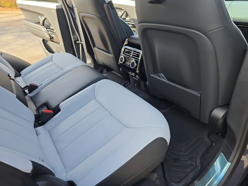 New 2026 Land Rover Range Rover Sport Dynamic SE AWD/4WD image 11
