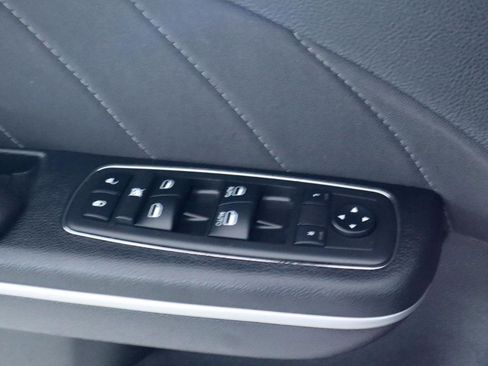 Used 2019 Dodge Charger Scat Pack RWD image 27