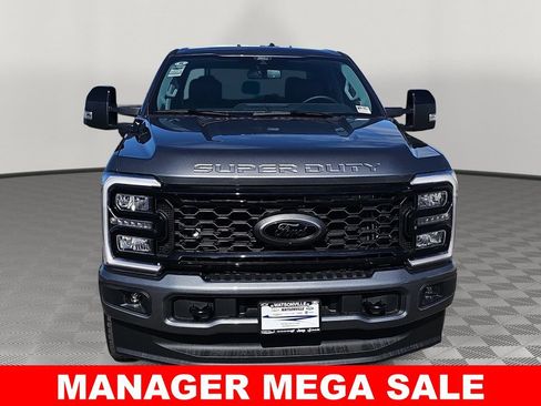 New 2026 Ford F250 Lariat w/ Black Appearance Package AWD/4WD image 8