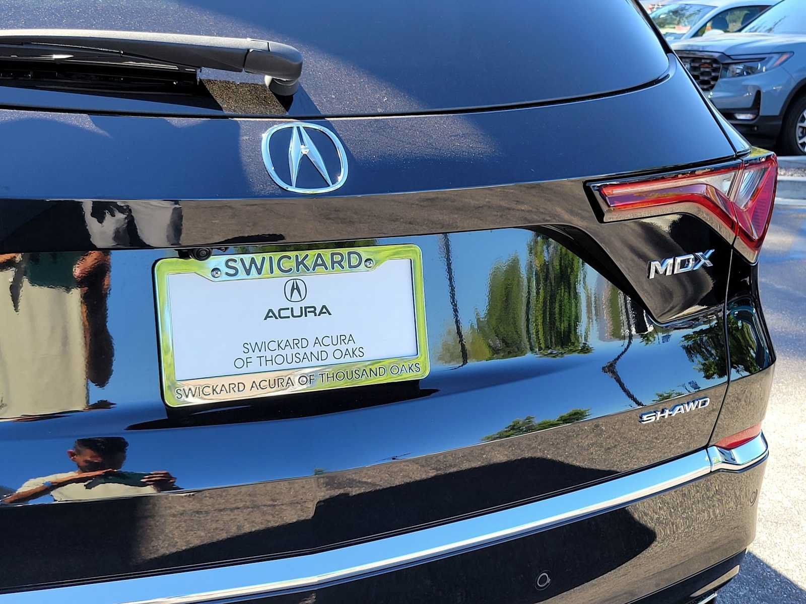 Certified 2025 Acura MDX w/ Advance Package AWD/4WD image 14