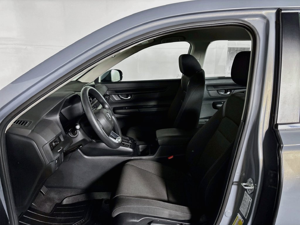 Used 2024 Honda CR-V LX image 11